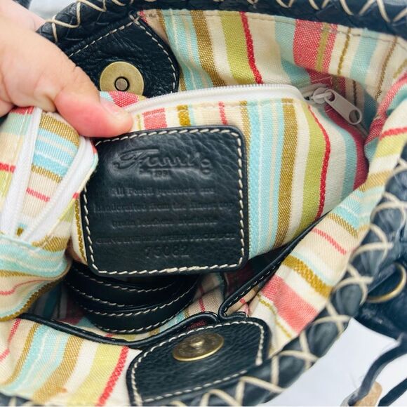 Fossil Black Leather Small Tote Bag with Structured Design - Picture 9 of 10